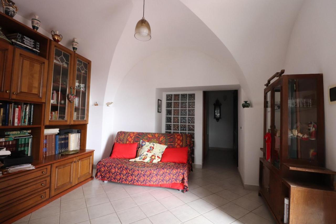 Appartamento In Borgata Storica Boissano ภายนอก รูปภาพ